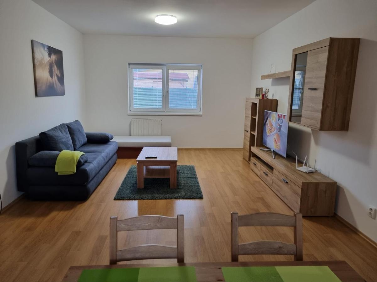 Apartman 501 Biely Kostol Exterior foto